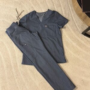 Rare XS Heather Denim Scrub Set